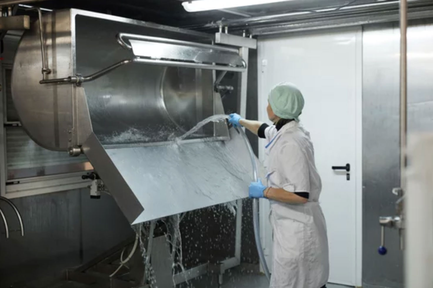 Eco-friendly-cleaning-solutions-facilix Targeted Stain & Odour Elimination